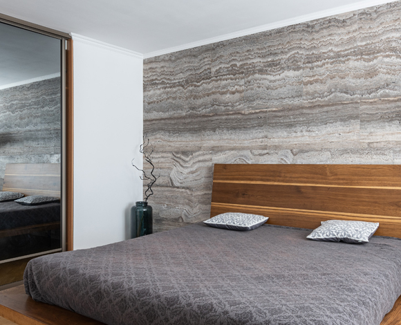 You can stay in the hotel ?